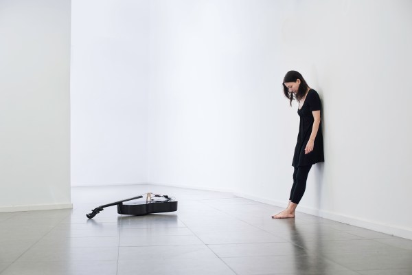 Julia Kent portrait by Pedro Anguila